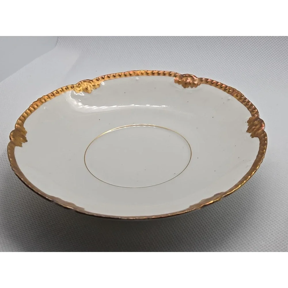 Limoges France T&V White with Gold Trim 5 Saucer Tea Cup‎ Plates Desert